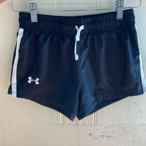 Under Armor girls shorts size YLG